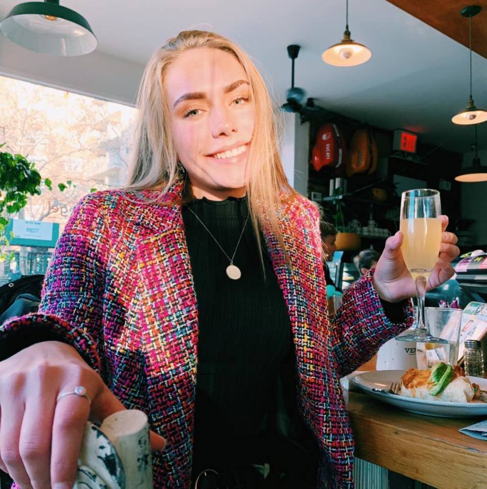 Meet your Posher, Carley